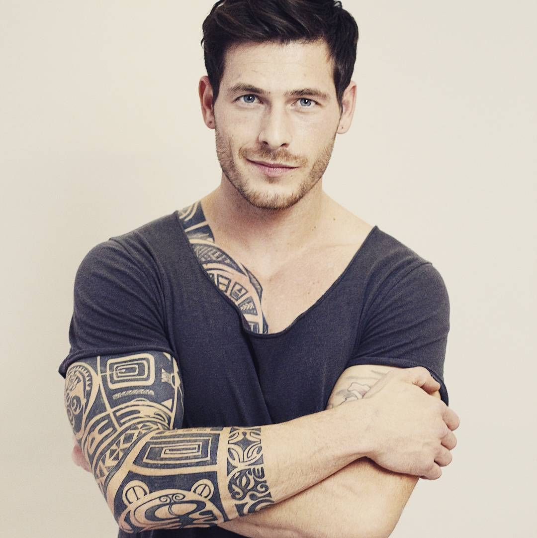 Angelo Carlucci - wrist band tattoo